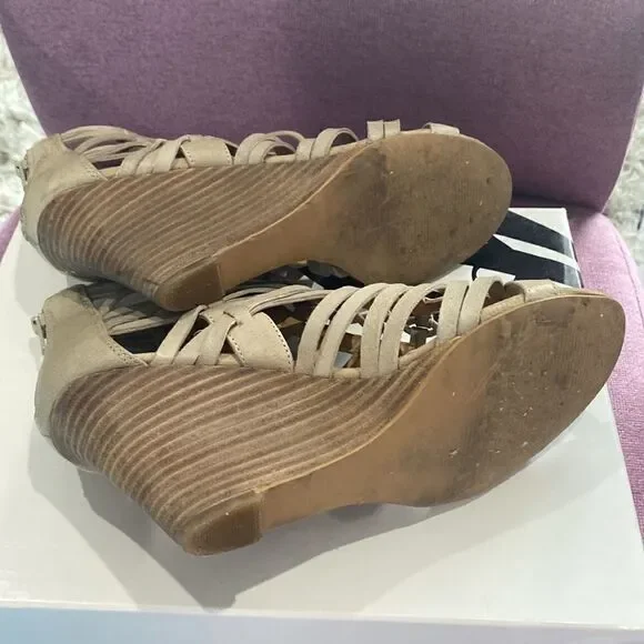 Nine West sandals    - Picture 6 of 7